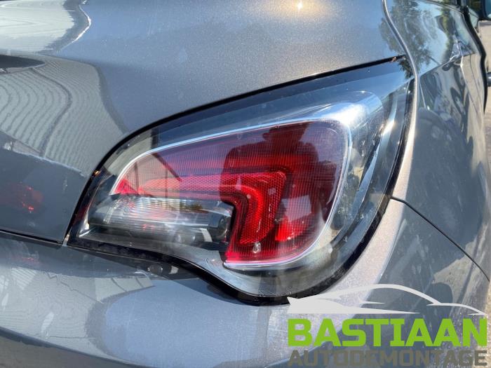 Opel Adam 1.4 16V Sloopvoertuig (2013, Grijs)