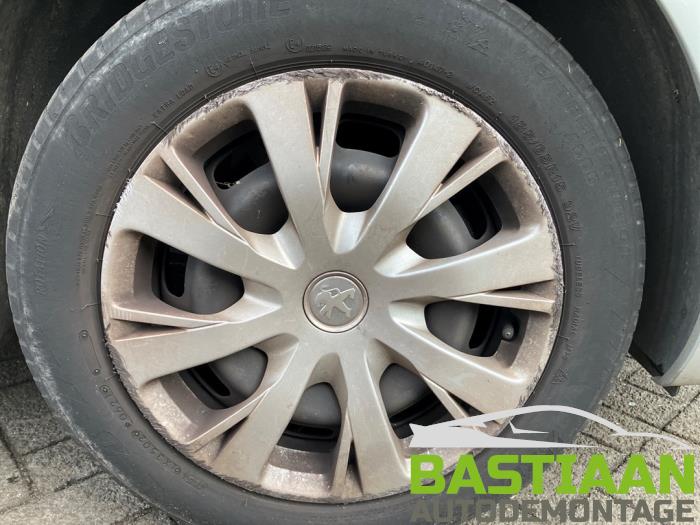 Peugeot 208 I 1.2 Vti 12V PureTech 82 Sloopvoertuig (2016, Grijs)