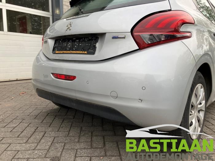 Peugeot 208 I 1.2 Vti 12V PureTech 82 Sloopvoertuig (2016, Grijs)