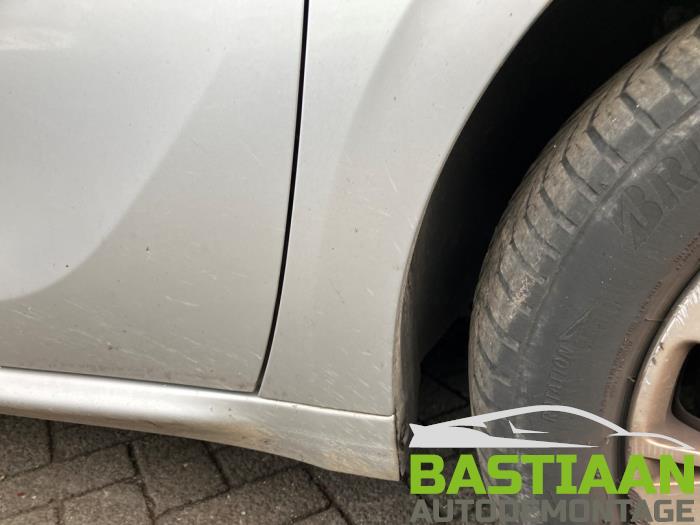 Peugeot 208 I 1.2 Vti 12V PureTech 82 Sloopvoertuig (2016, Grijs)