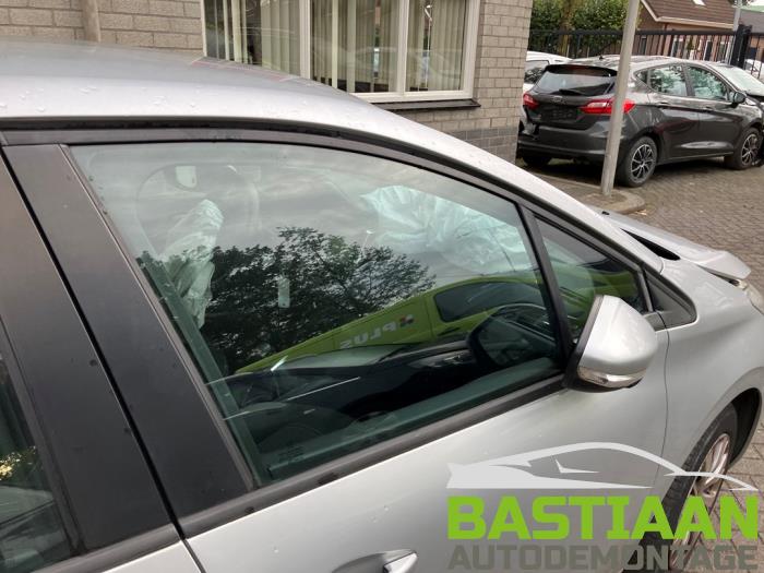 Peugeot 208 I 1.2 Vti 12V PureTech 82 Sloopvoertuig (2016, Grijs)