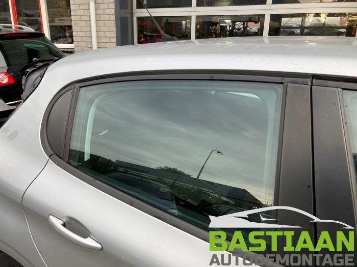 Peugeot 208 I 1.2 Vti 12V PureTech 82 Sloopvoertuig (2016, Grijs)