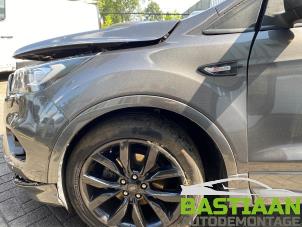 Ford Kuga II 1.5 EcoBoost 16V 150 Sloopvoertuig (2015, Zwart)