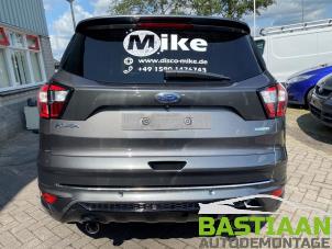 Ford Kuga II 1.5 EcoBoost 16V 150 Sloopvoertuig (2015, Zwart)
