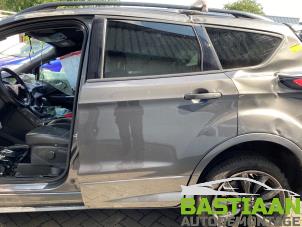 Ford Kuga II 1.5 EcoBoost 16V 150 Sloopvoertuig (2015, Zwart)