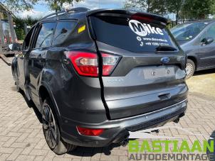 Ford Kuga II 1.5 EcoBoost 16V 150 Sloopvoertuig (2015, Zwart)
