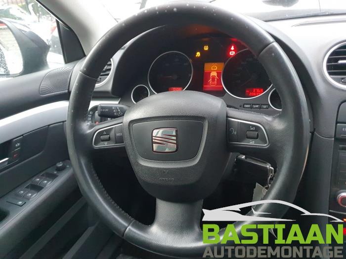 Seat Exeo 2.0 TDI 16V Sloopvoertuig (2009, Zwart)