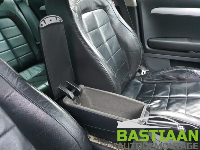 Seat Exeo 2.0 TDI 16V Sloopvoertuig (2009, Zwart)