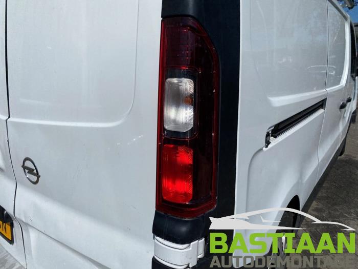 Opel Vivaro 1.6 CDTi BiTurbo 125 Sloopvoertuig (2017, Wit)