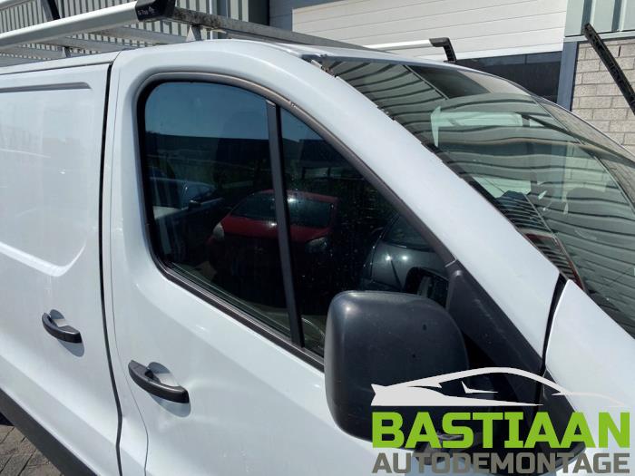 Opel Vivaro 1.6 CDTi BiTurbo 125 Sloopvoertuig (2017, Wit)