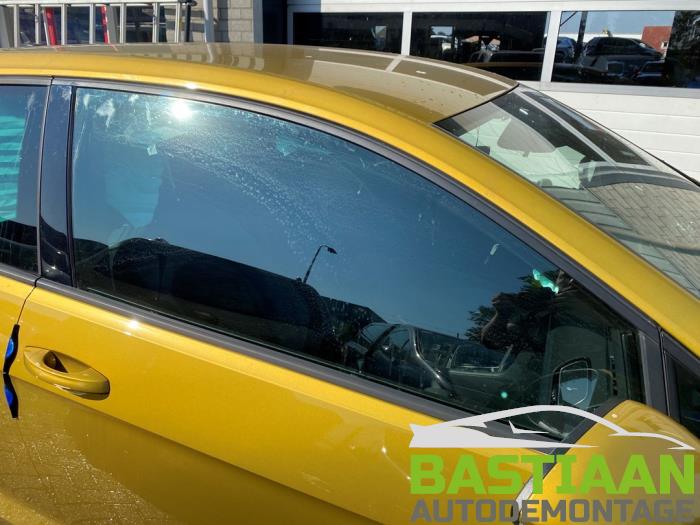 Volkswagen Golf VII 2.0 TDI 150 16V Sloopvoertuig (2018, Geel)