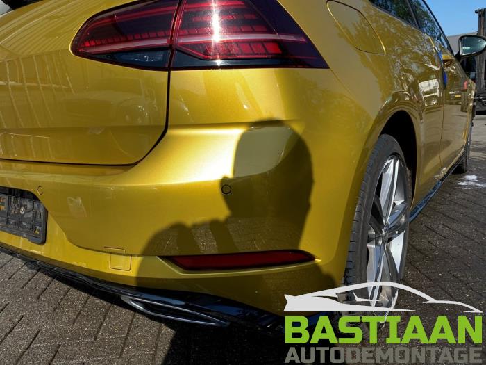 Volkswagen Golf VII 2.0 TDI 150 16V Sloopvoertuig (2018, Geel)