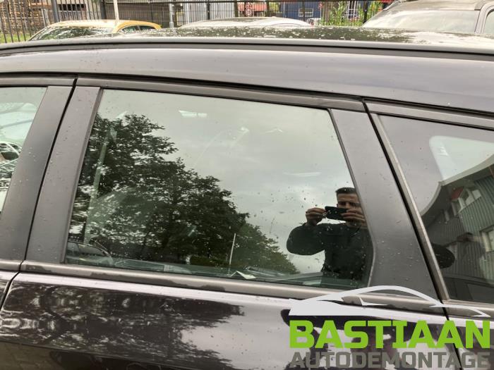 Opel Astra J Sports Tourer 1.3 CDTI 16V ecoFlex Sloopvoertuig (2011, Zwart)