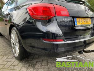 Opel Astra J Sports Tourer 1.3 CDTI 16V ecoFlex Sloopvoertuig (2011, Zwart)