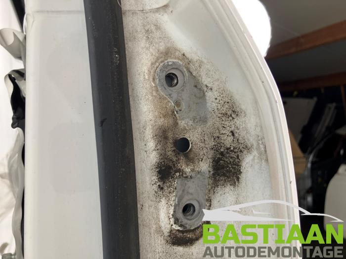 Toyota Yaris II 1.0 12V VVT-i Sloopvoertuig (2010, Wit)