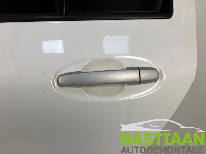 Toyota Yaris II 1.0 12V VVT-i Sloopvoertuig (2010, Wit)