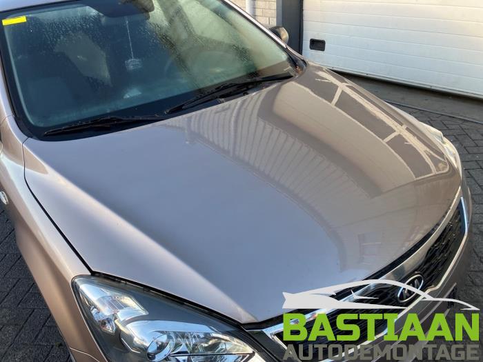 Kia Cee'd 1.4 CVVT 16V Sloopvoertuig (2009, Beige)