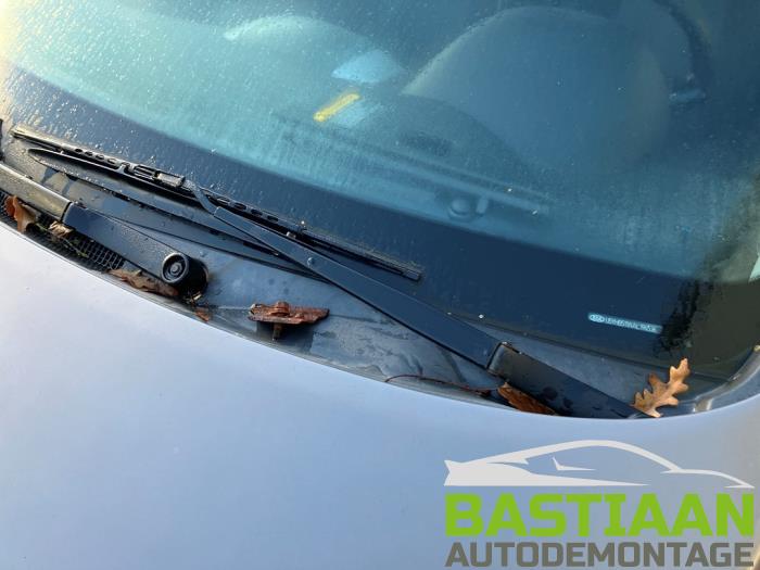 Kia Cee'd 1.4 CVVT 16V Sloopvoertuig (2009, Beige)