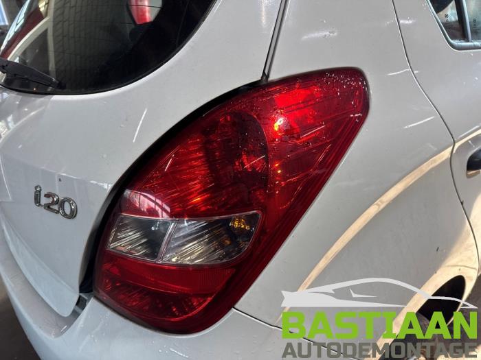 Hyundai i20 1.2i 16V Sloopvoertuig (2009, Wit)