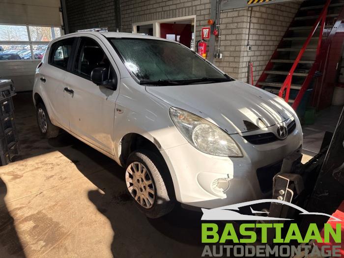 Hyundai i20 1.2i 16V Sloopvoertuig (2009, Wit)
