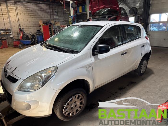 Hyundai i20 1.2i 16V Sloopvoertuig (2009, Wit)