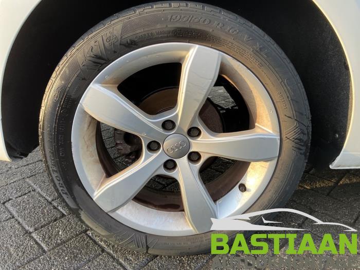 Audi A1 1.4 TDI Ultra 12V Sloopvoertuig (2016, Wit)