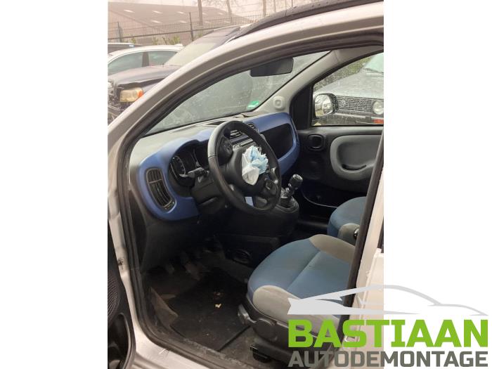 Fiat Panda/Pandina 0.9 TwinAir Turbo 85 Sloopvoertuig (2012, Grijs)