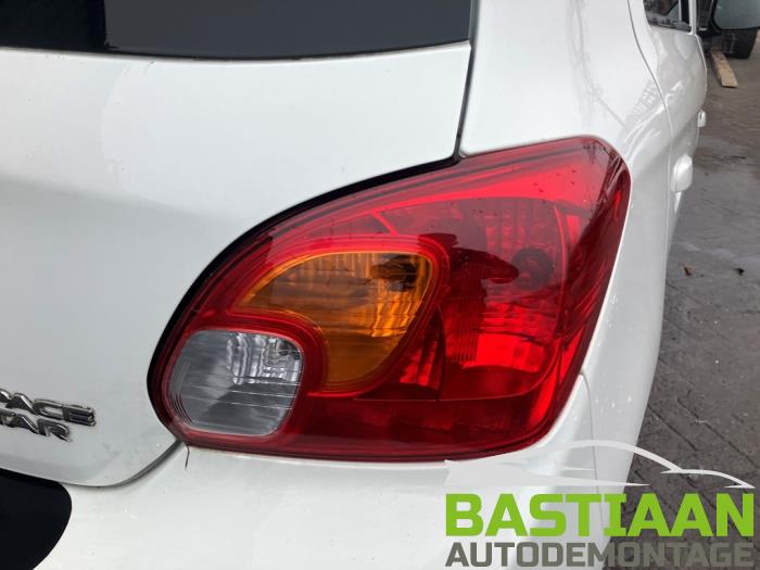 Mitsubishi Space Star 1.0 12V Sloopvoertuig (2018, Wit)