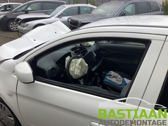 Mitsubishi Space Star 1.0 12V Sloopvoertuig (2018, Wit)