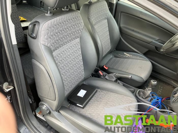 Opel Corsa D 1.3 CDTi 16V ecoFLEX Sloopvoertuig (2012, Zwart)