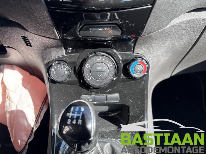 Ford Fiesta 6 1.0 SCI 12V 80 Sloopvoertuig (2015, Wit)