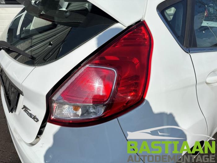 Ford Fiesta 6 1.0 SCI 12V 80 Sloopvoertuig (2015, Wit)