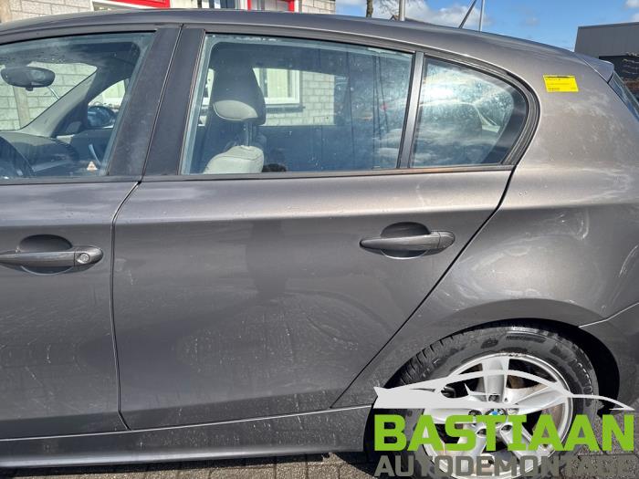 BMW 1 serie 116i 1.6 16V Sloopvoertuig (2006, Bruin)