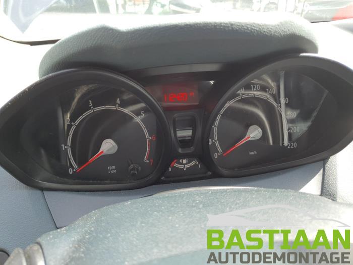 Ford Fiesta 6 1.25 16V Sloopvoertuig (2010, Grijs)