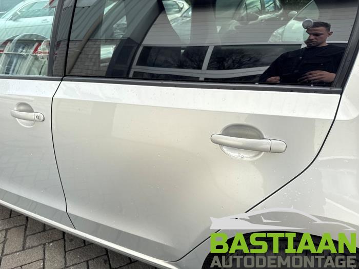 Seat Mii 1.0 12V Sloopvoertuig (2013, Zilver)