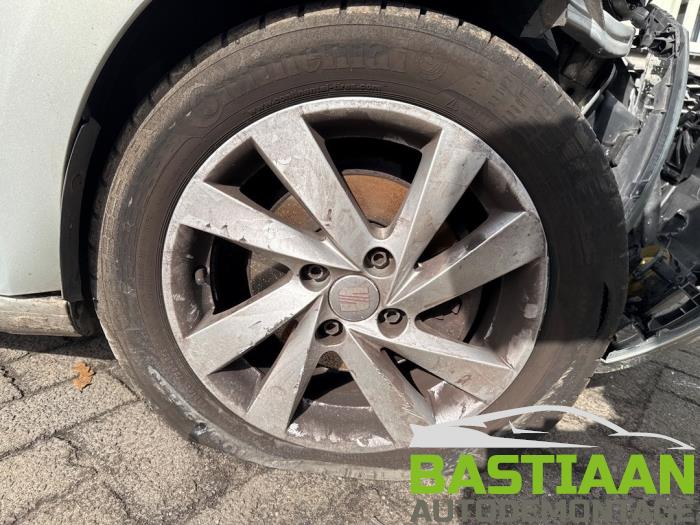 Seat Mii 1.0 12V Sloopvoertuig (2013, Zilver)