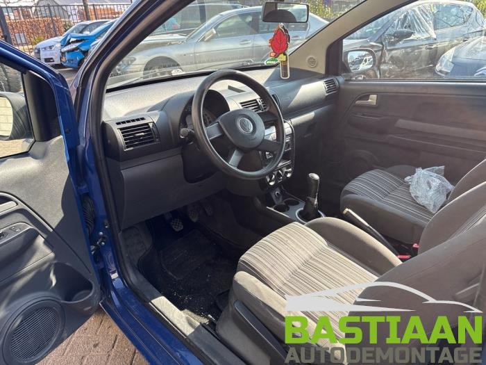 Volkswagen Fox 1.2 Sloopvoertuig (2006, Blauw)