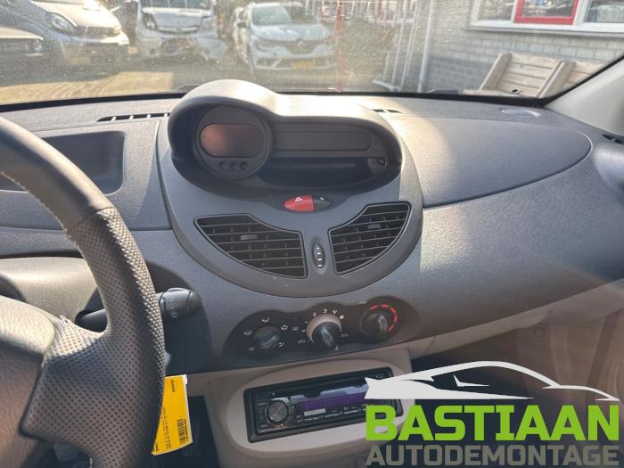 Renault Twingo II 1.2 Sloopvoertuig (2008, Grijs)