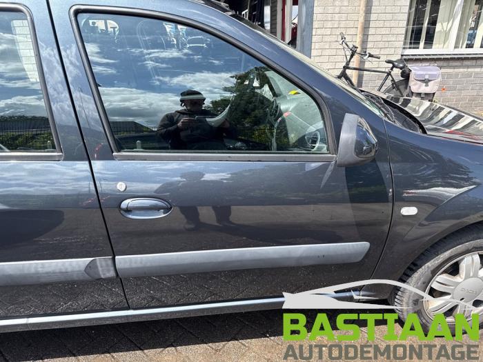 Dacia Logan MCV I 1.6 16V Sloopvoertuig (2011, Grijs)