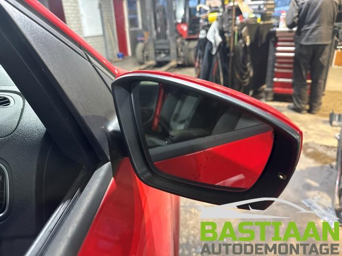 Volkswagen Polo V 1.2 TDI 12V BlueMotion Sloopvoertuig (2011, Rood)