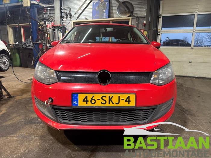 Volkswagen Polo V 1.2 TDI 12V BlueMotion Sloopvoertuig (2011, Rood)