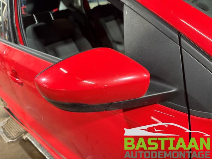 Volkswagen Polo V 1.2 TDI 12V BlueMotion Sloopvoertuig (2011, Rood)