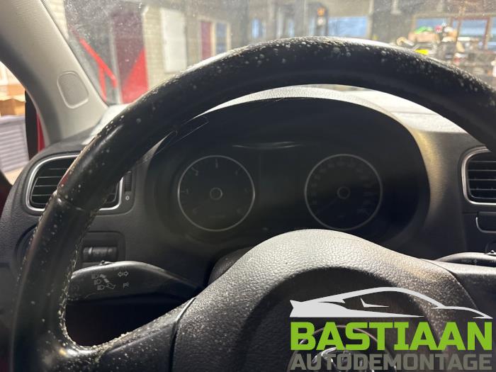 Volkswagen Polo V 1.2 TDI 12V BlueMotion Sloopvoertuig (2011, Rood)