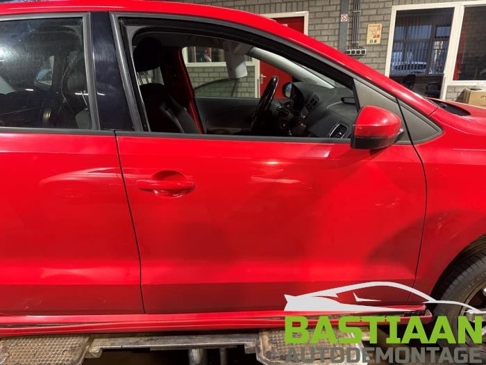 Volkswagen Polo V 1.2 TDI 12V BlueMotion Sloopvoertuig (2011, Rood)