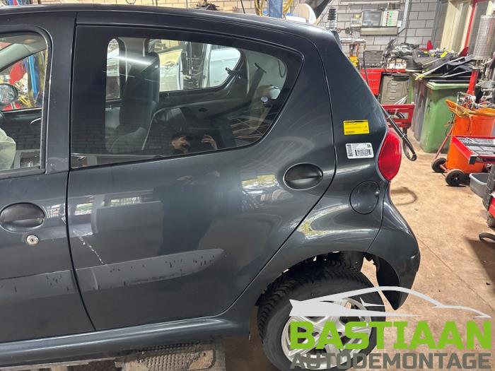 Toyota Aygo 1.0 12V VVT-i Sloopvoertuig (2007, Grijs)