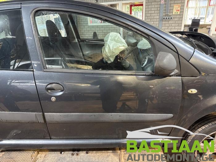 Toyota Aygo 1.0 12V VVT-i Sloopvoertuig (2007, Grijs)