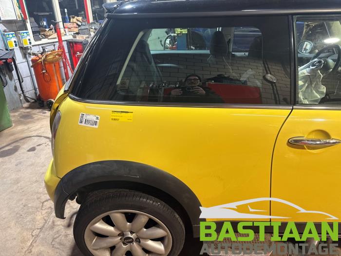 Mini Mini One/Cooper 1.6 16V Cooper Sloopvoertuig (2002, Geel)