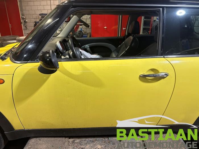 Mini Mini One/Cooper 1.6 16V Cooper Sloopvoertuig (2002, Geel)