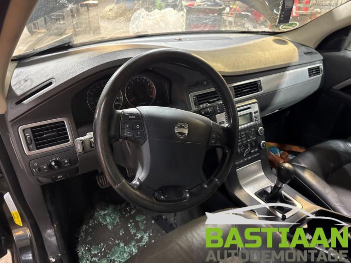 Volvo V70 2.0 16V Flexifuel Sloopvoertuig (2008, Zwart)