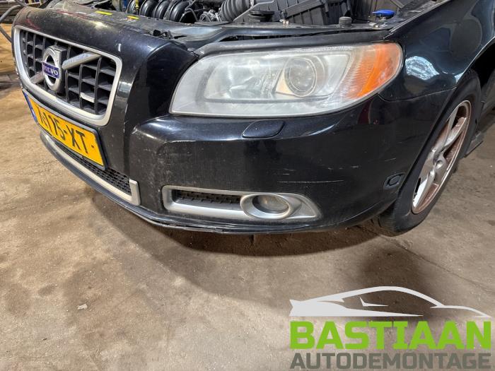 Volvo V70 2.0 16V Flexifuel Sloopvoertuig (2008, Zwart)